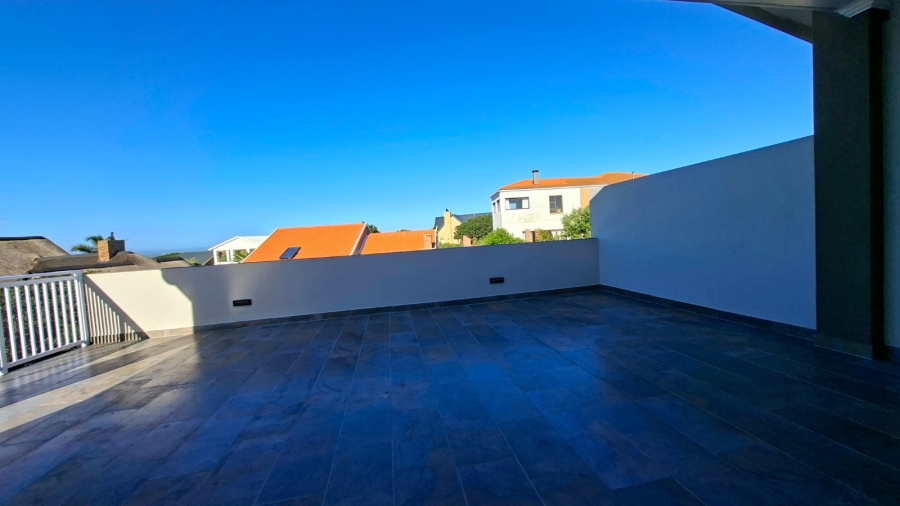3 Bedroom Property for Sale in Stilbaai Wes Western Cape
